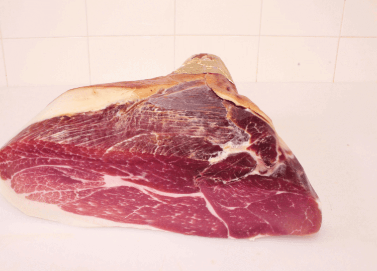 prosciutto di norcia igp italiaanse ham